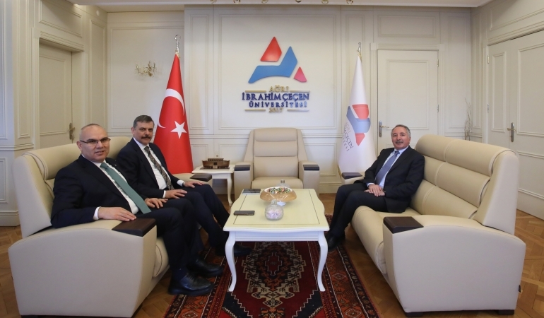 Erzurum Valisi Çiftçi ile Ağrı Valisi Koç, AİÇÜ Rektörü Prof. Dr. Karabulut’u Ziyaret Etti