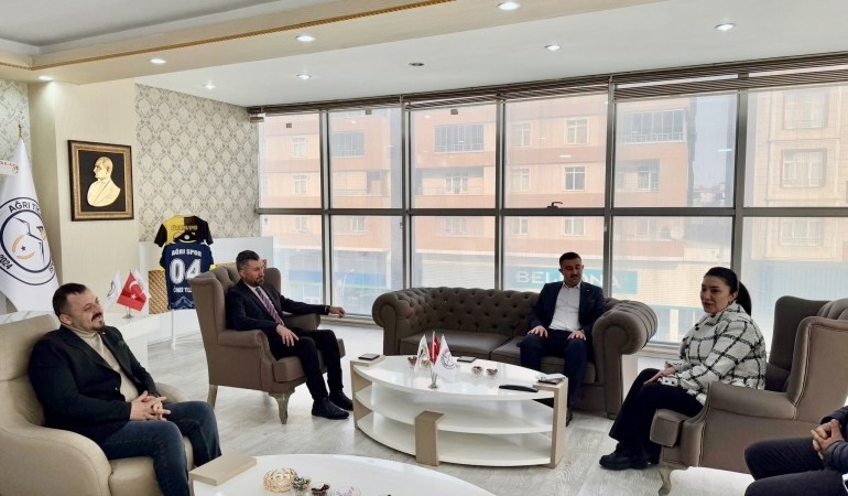 AK Parti Ağrı Milletvekili Kilerci ve İl Başkanı Yıldız’dan Ticaret Borsasına Ziyaret