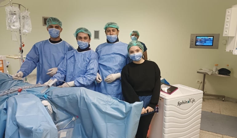 Ağrı Eğitim ve Araştırma Hastanesi Üroloji Kliniğinde İlkler Yaşanıyor  Eleşkirt Haber Ağrı Eğitim ve Araştırma Hastanesi Üroloji Kliniğinde İlkler Yaşanıyor