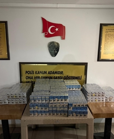 9 Bin Paket Kaçak Sigara ve Silah Ele Geçirildi