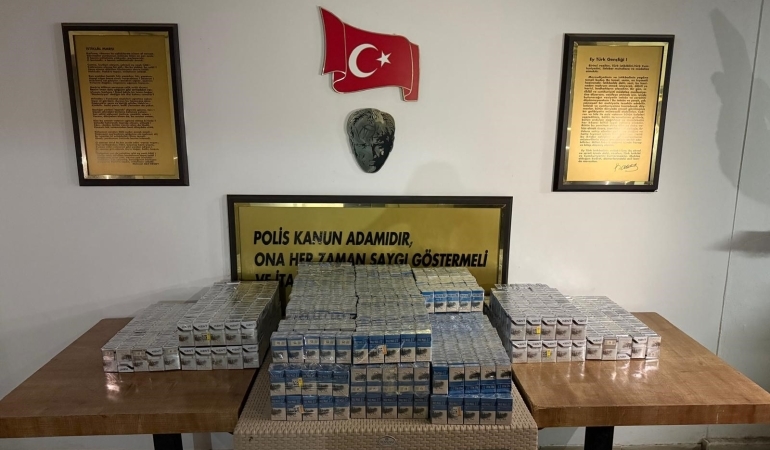 9 Bin Paket Kaçak Sigara ve Silah Ele Geçirildi