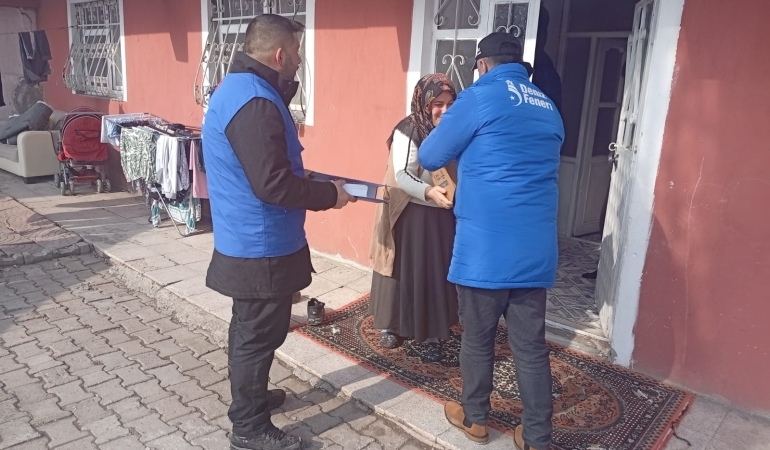 Ağrı Deniz Feneri Derneğinden 500 Aileye Temizlik Malzemesi Desteği Eleşkirt Haber Ağrı Deniz Feneri Derneğinden 500 Aileye Temizlik Malzemesi Desteği