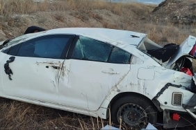 Kontrolden Çıkan Araç Şarampole Yuvarlandı