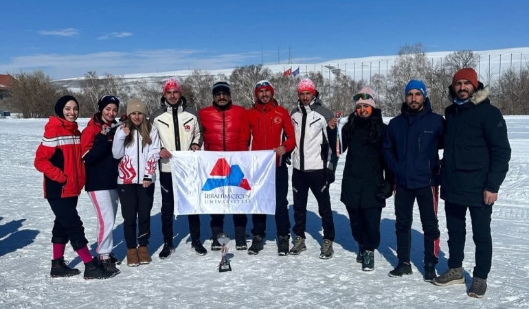 AİÇÜ Kayak Takımından Kış Oyunlarında Türkiye Derecesi