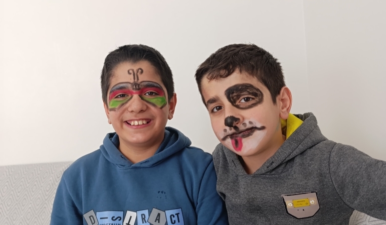 Kar Tatilini Yerlikaya Kardeşler Eğlenceli ve Verimli Geçiriyor 