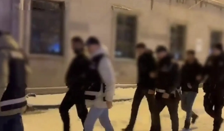 Ağrı’da Çeşitli Suçlardan Aranan 8 Şüpheli Yakalandı