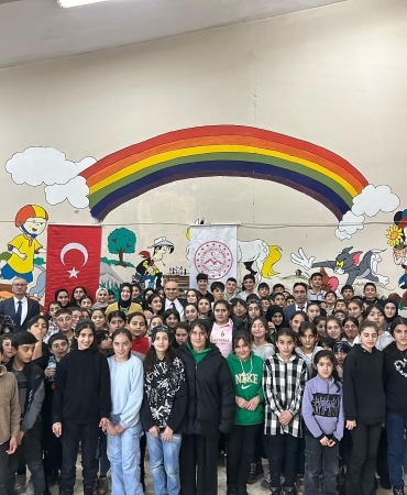 Vali Koç Ozanlar YİBOda Öğrencilerle İftar Yaptı Eleşkirt Haber Vali Koç Ozanlar YİBOda Öğrencilerle İftar Yaptı