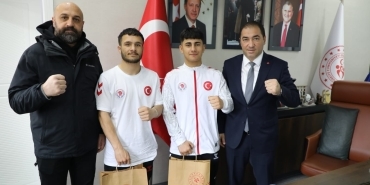 İl Müdürü Çelebi, Başarılı Boksörleri Tebrik Etti