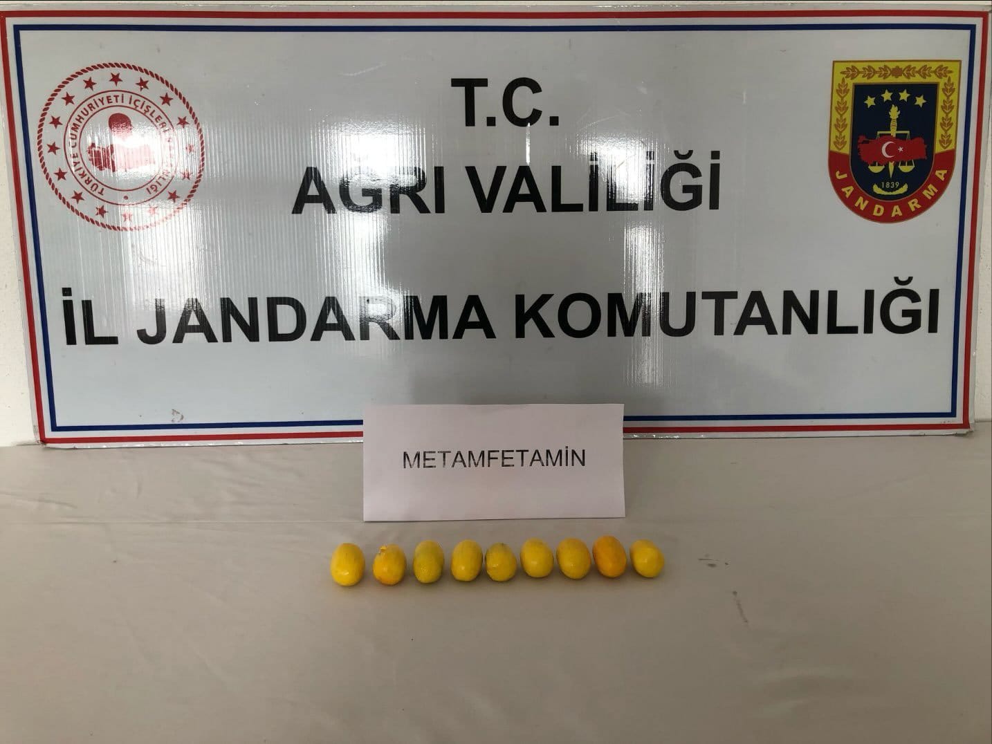 Yabancı Şahsın Üstünden 260 Gram Metamfetamin Ele Geçirildi
