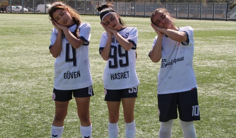 Kadın futbolunda Ağrı rüzgarı: 5 Gollü Galibiyet