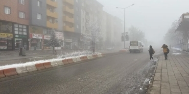 Ağrılılar Sabaha Sisli Havayla Uyandı