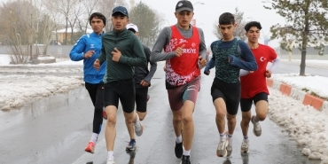 Ağrı’da Kurtuluş Koşusu Yapıldı