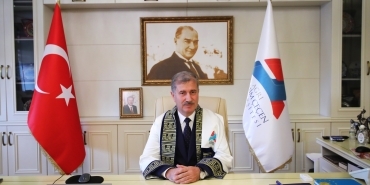 Rektör Gülçin Göreve Başladı