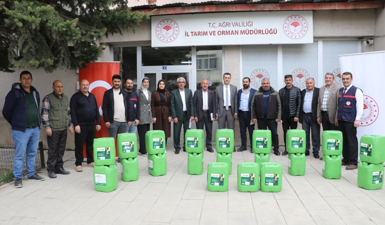 Ağrı’da Organik Tarımı Destekleyen Hümik Asit Dağıtımı Yapıldı
