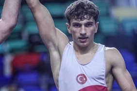 Ağrılı Güreşçi Hamza Yerlikaya Türkiye Şampiyonu Oldu