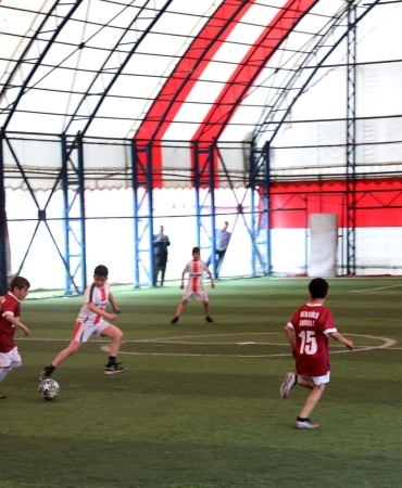 Ağrıda 1022 Öğrenci Sahada 23 Nisan için Mücadele Etti Eleşkirt Haber Ağrıda 1022 Öğrenci Sahada 23 Nisan için Mücadele Etti