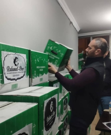 Ağrı Rahmet Der 3500 Aileye Ramazan Sevinci Yaşattı