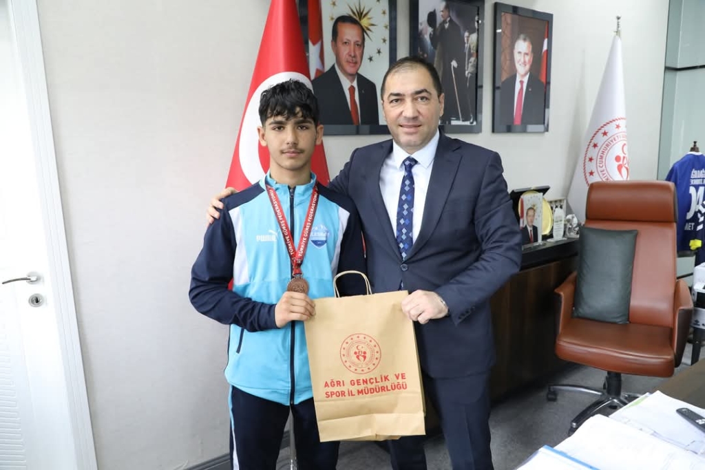 Güreşçilerden Türkiye Şampiyonalarında Büyük Başarı
