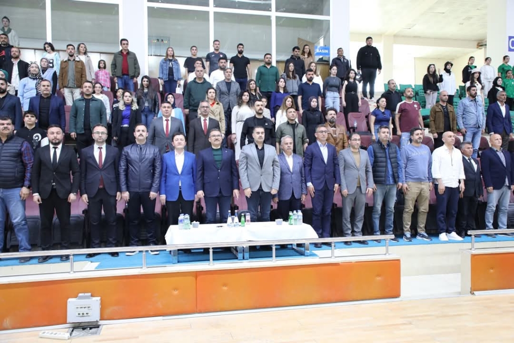 Ağrı KYK Erkek Voleybol Takımı YurtLig Doğu Anadolu Şampiyonu Oldu