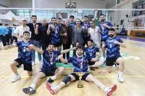 Ağrı KYK Erkek Voleybol Takımı YurtLig Doğu Anadolu Şampiyonu Oldu