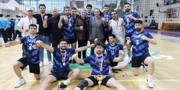 Ağrı KYK Erkek Voleybol Takımı YurtLig Doğu Anadolu Şampiyonu Oldu