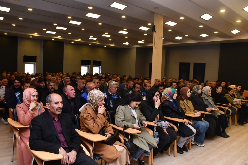 Başkan Taşkın Patnos'u Şehre Benzetmek İçin Çalışıyoruz!