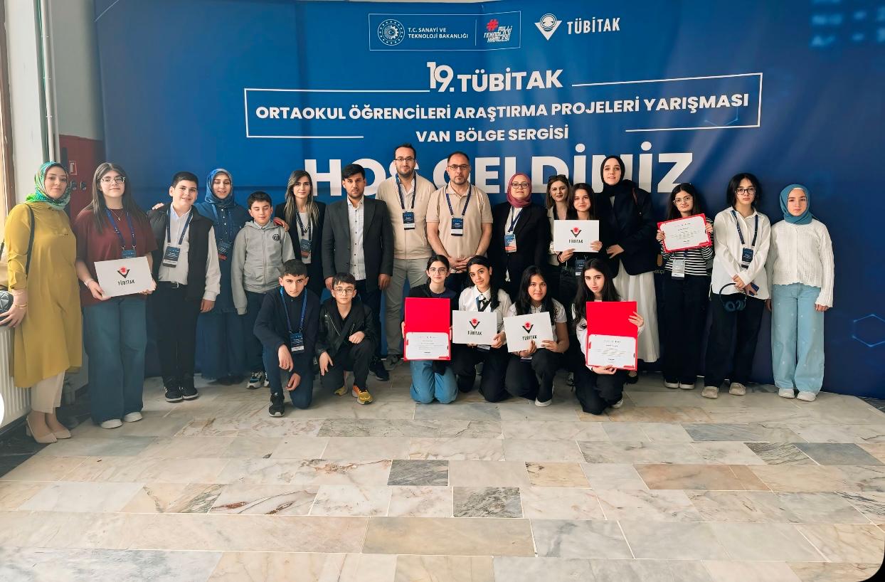 Ağrıdan TÜBİTAK Yarışmasında Büyük Başarı