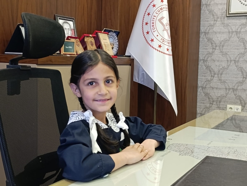 İlknur Yıldız Milli Eğitim Müdürlüğü Loltuğuna Oturdu
