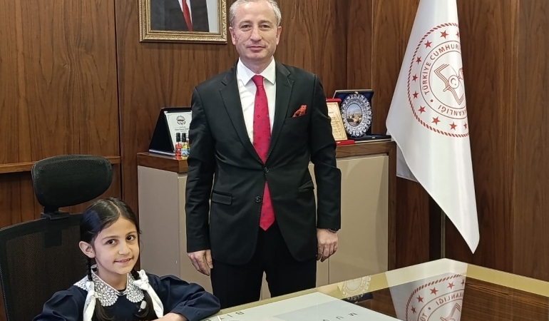 İlknur Yıldız Milli Eğitim Müdürlüğü Koltuğuna Oturdu