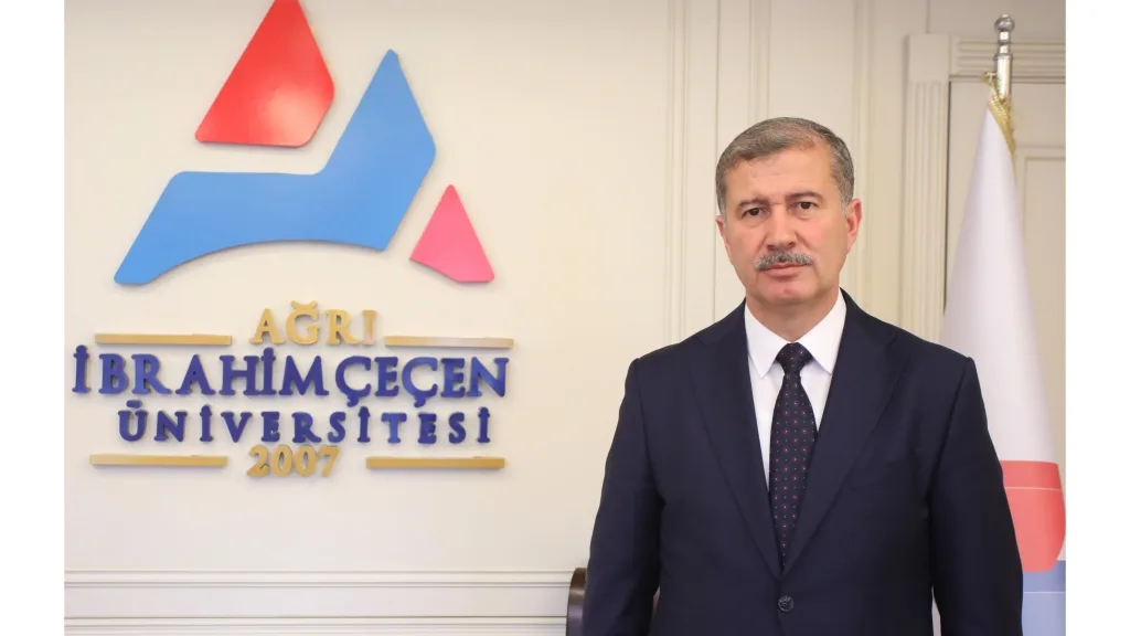 Rektör Gülçin'nin 15 Nisan Ağrı'nın Düşman İşgalinden Kurtuluş Günü Mesajı