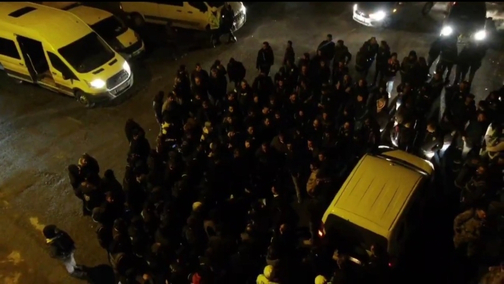 Ağrı'da Göçmen Kaçakçılığına Darbe 18 Gözaltı