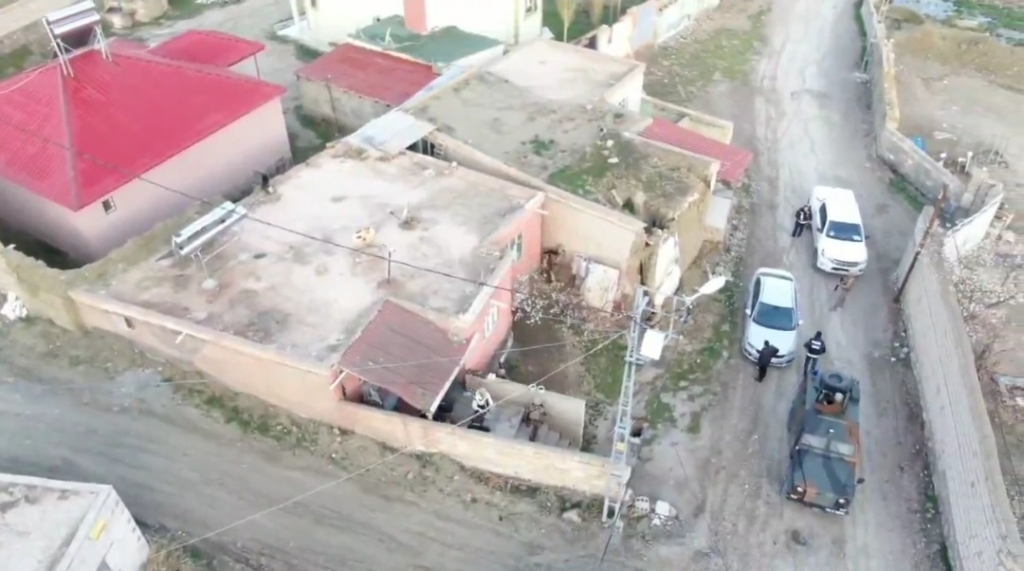Ağrı'da Göçmen Kaçakçılığına Darbe 18 Gözaltı