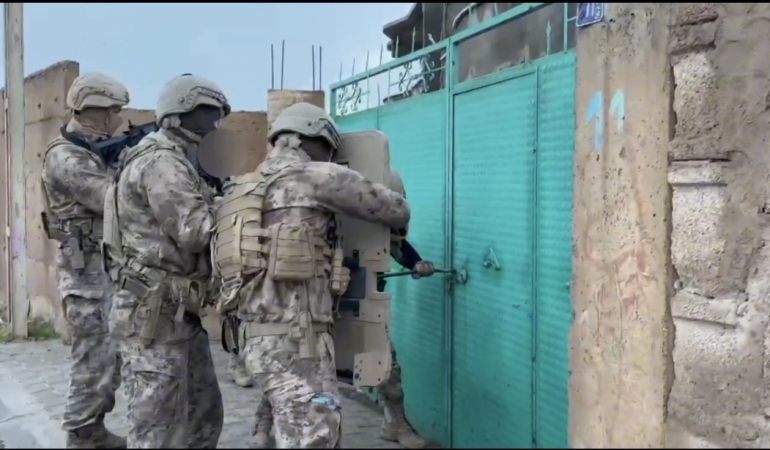 Uyuşturucu Operasyonu: 7 Torbacı Tutuklandı