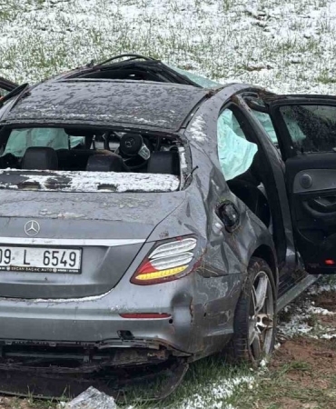 Nişan Merasimine Gelen Aile Kaza Yaptı Eleşkirt Haber Nişan Merasimine Gelen Aile Kaza Yaptı