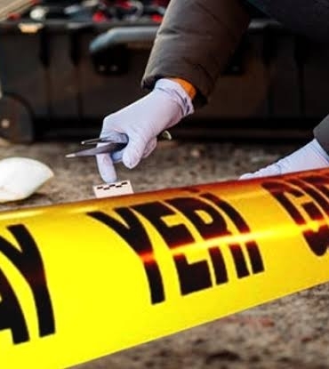 Adliye Önünde Bıçaklı ve Silahlı Kavga Eleşkirt Haber Adliye Önünde Bıçaklı ve Silahlı Kavga