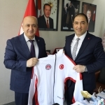 Karate Milli Takımından Çelebi’yi Teşekkür Ziyareti