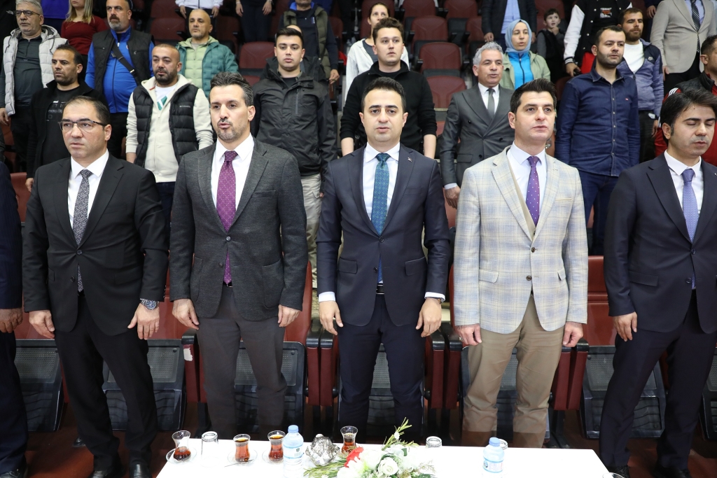Genç Erkekler Türkiye Ferdi Boks Şampiyonası Ağrı'da Başladı