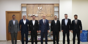 Vali Koç'dan Ticaret Borsasına İade-i Ziyaret