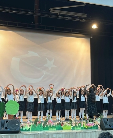 Ağrıda Oyunlarla Dil Öğreniyorum Projesi Kapsamında Renkli Etkinlikler Düzenlendi