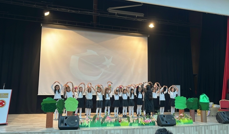 Ağrı’da “Oyunlarla Dil Öğreniyorum” Projesi Kapsamında Renkli Etkinlikler Düzenlendi