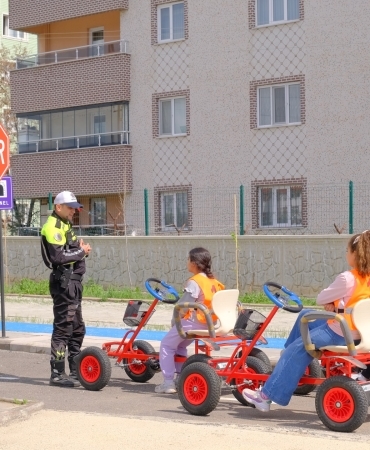 Ağrı Çocuk Trafik Eğitim Parkında Trafik Eğitimleri Tüm Hızıyla Devam Ediyor