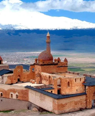 İshakpaşa Sarayı ile Kültürel Miras Yolculuğu Eleşkirt Haber İshakpaşa Sarayı ile Kültürel Miras Yolculuğu