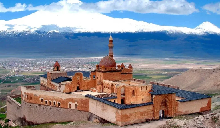 İshakpaşa Sarayı ile Kültürel Miras Yolculuğu