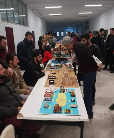 Eğitim Fakültesi sergisi Mezunların Sanat Buluşması