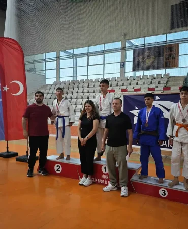 Ağrı Judocuları Iğdırdan Üç Madalya ile Döndü