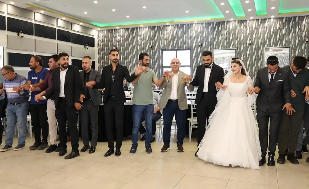 Ağrı Vali Koç Düğün Törenine Katıldı