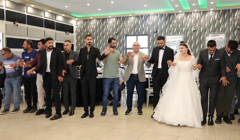 Ağrı Vali Koç Düğün Törenine Katıldı