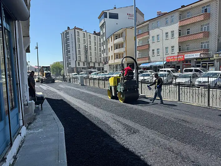 Eleşkirt Asfaltlama Çalışmaları ile Ulaşım İyileşiyor