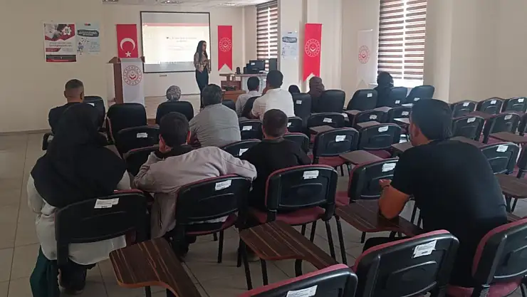 Hasta Bakımı Eğitimi Patnosta Ailelere Verildi