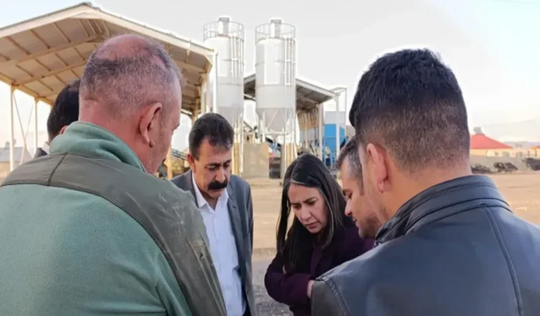 Ağrı Gazi Mahallesi Asfalt Çalışmaları Yenileniyor